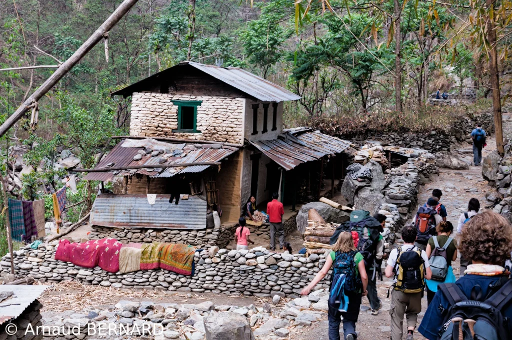 Traversée d'un village de montagne