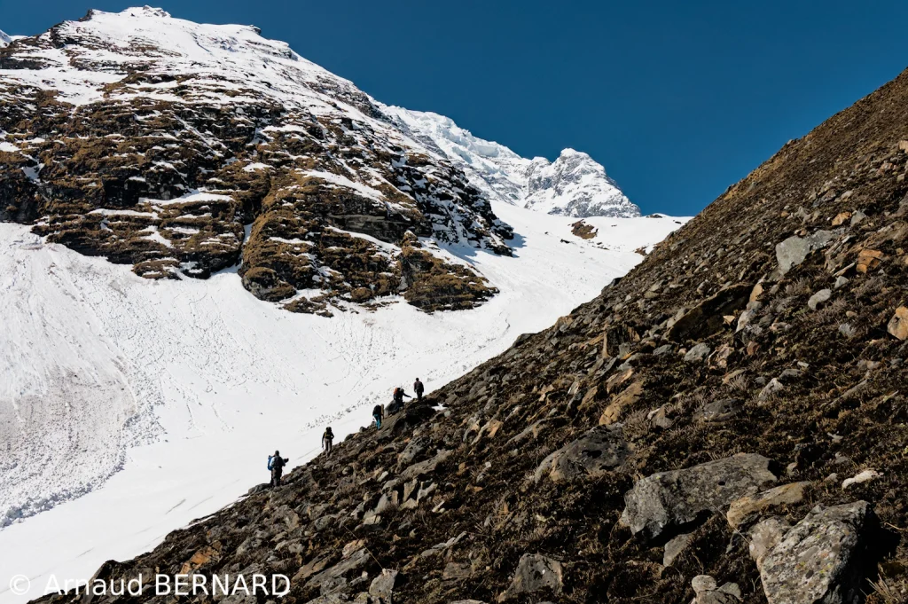 En montée vers le point culminant à 4500 mètres d'altitude