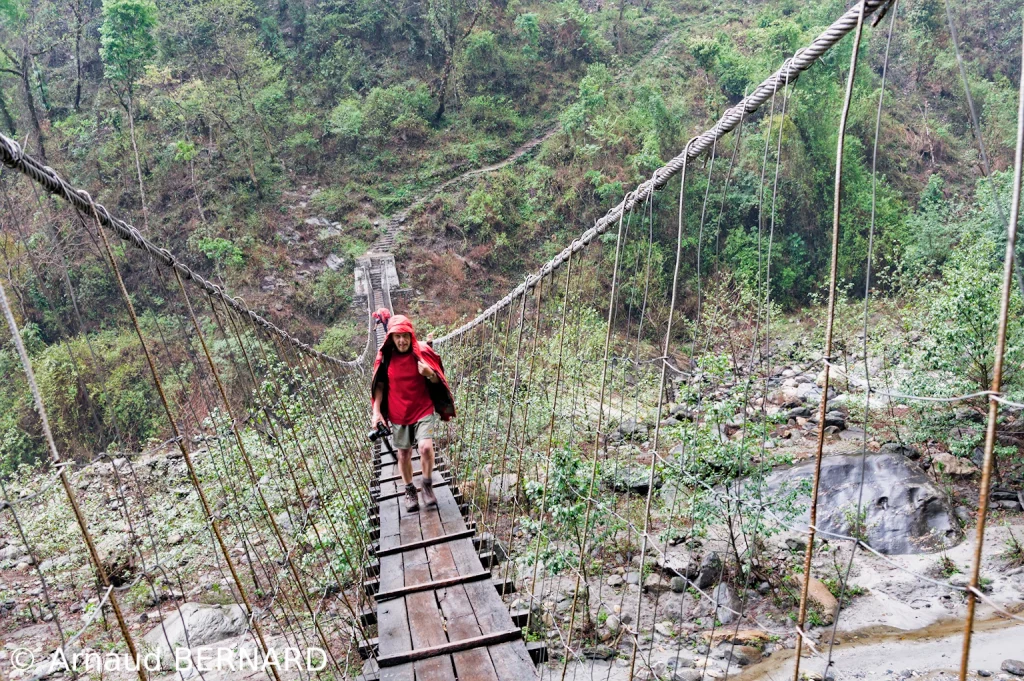 Très long pont suspendu