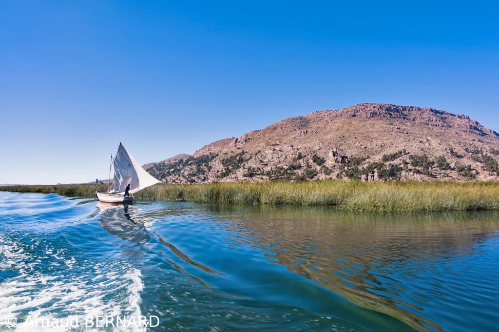 Bateau sur le Lac Titicaca