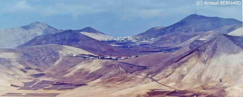 Village au milieu de volcans