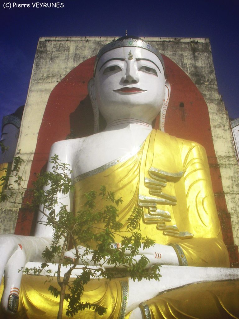Le grand Bouddha couché de Kyaukhtatgyi